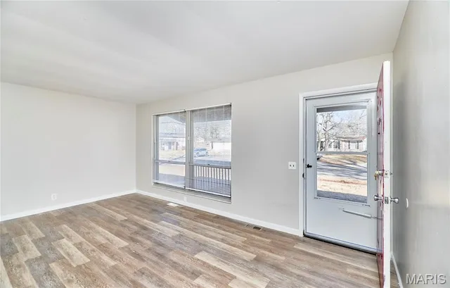 $179,900 | 1610 Jackson Lane, Florissant, MO 63031