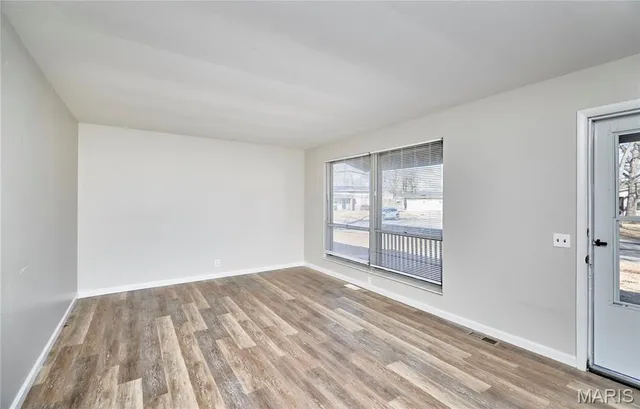 $179,900 | 1610 Jackson Lane, Florissant, MO 63031