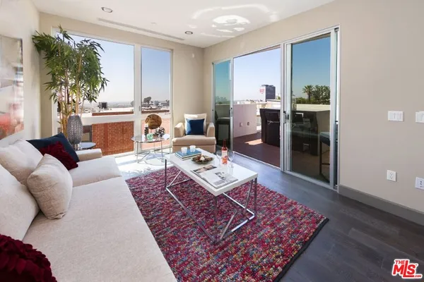 $6,750 | 1217 Horn Avenue, Unit 101, West Hollywood, CA 90069