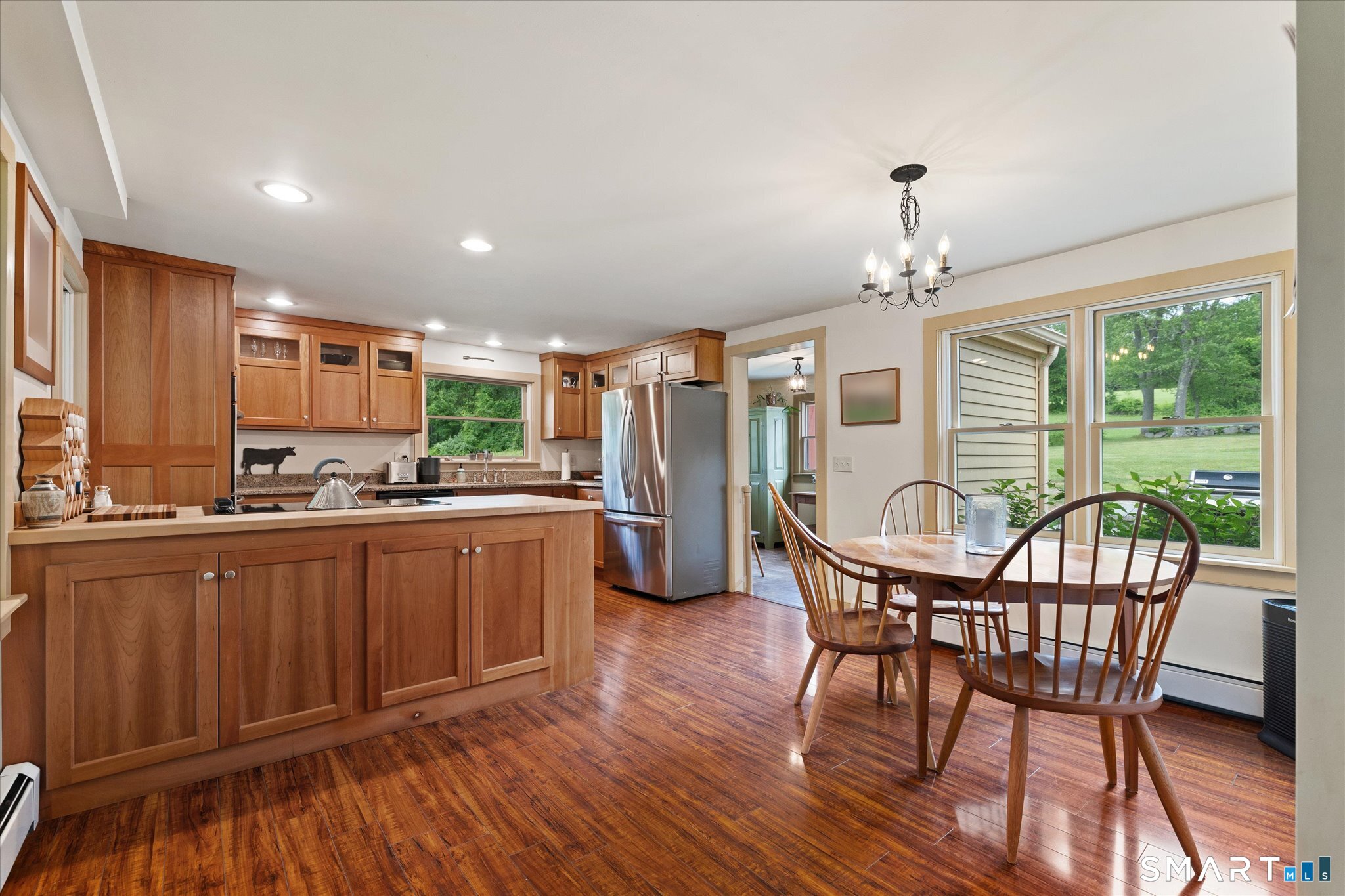 589 Brayman Hollow Road Pomfret, CT 06259 - Photo 16 of 40