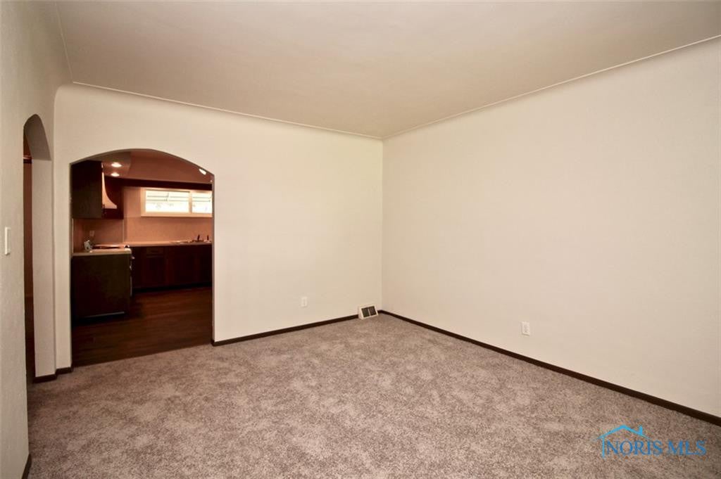 2136 Sandown Road Toledo, OH 43615 - Photo 6 of 30 Gallery Image 6