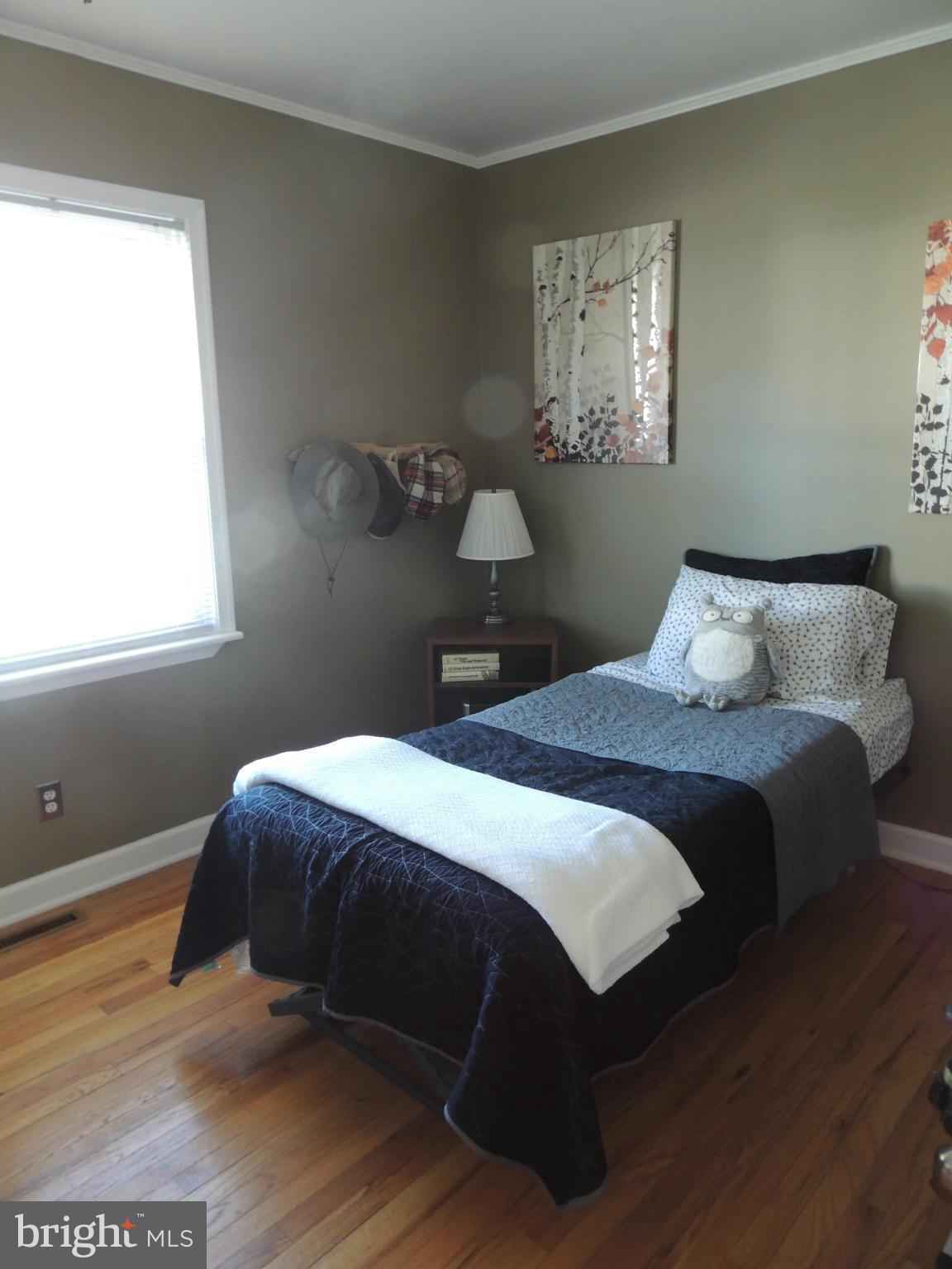 407 Bathurst Road Catonsville, MD 21228 - Photo 10 of 15 Bedroom
