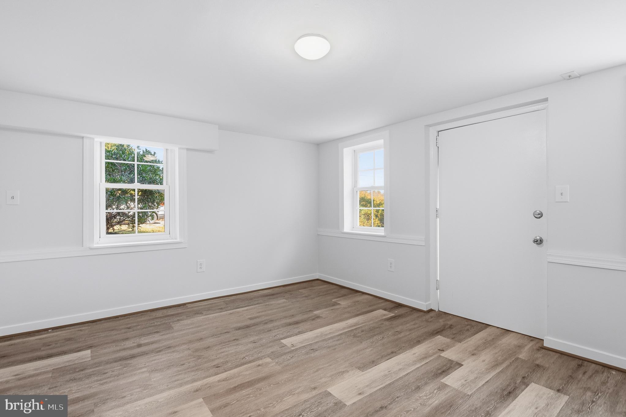7365 Race Road Hanover, MD 21076 - Photo 17 of 68 an empty room with a window
