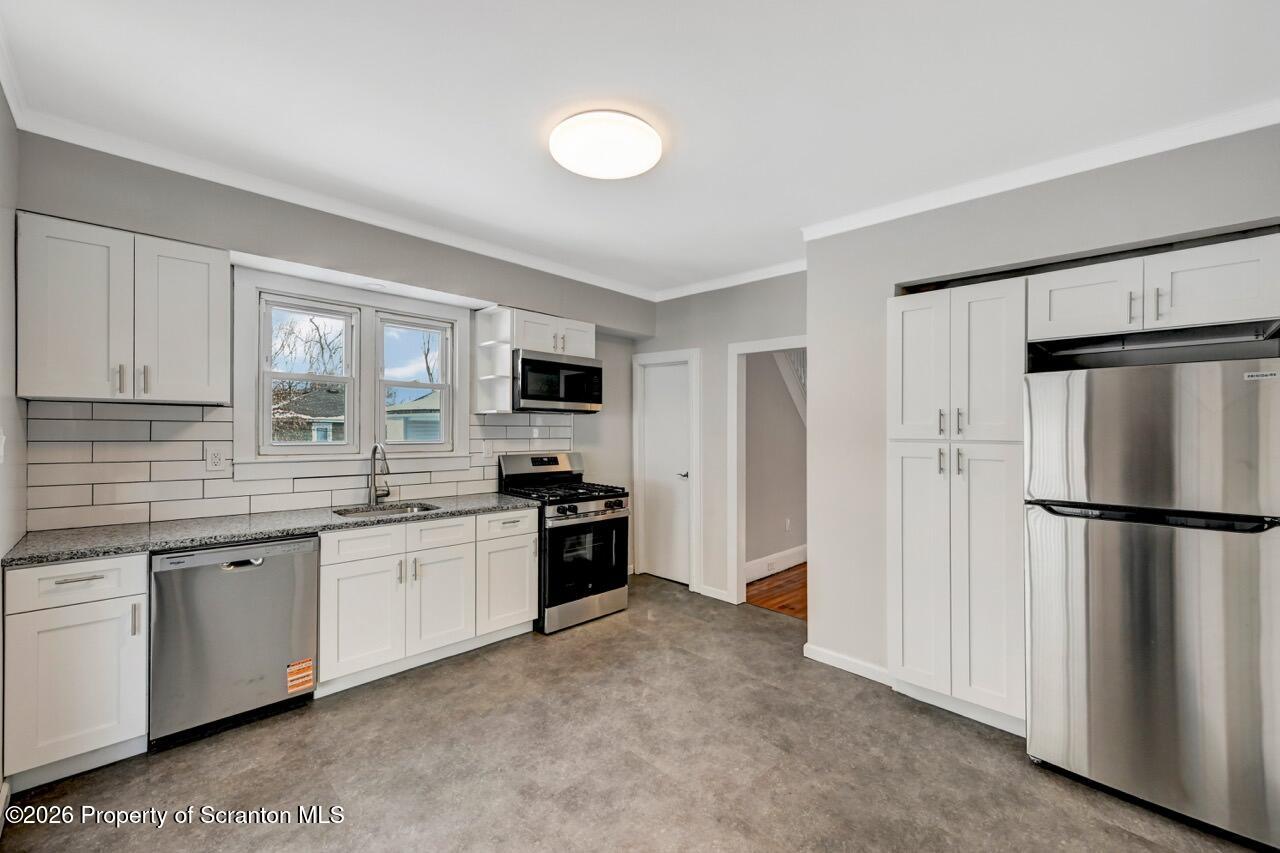 810 Wheeler Avenue Scranton, PA 18510 - Photo 14 of 48 810 Wheeler Ave 14 Large