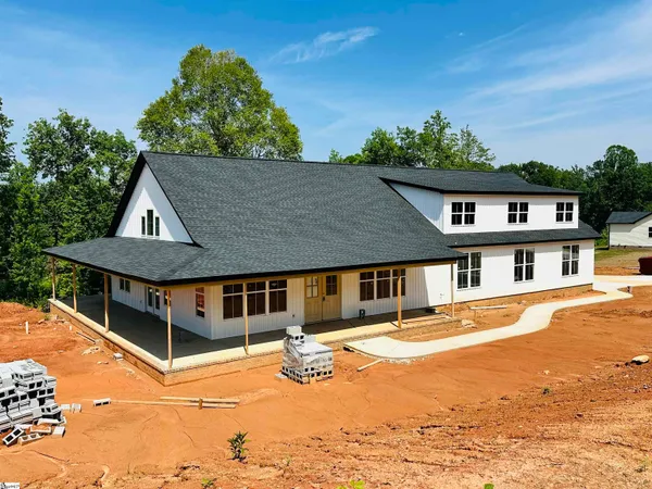 $475,000 | 850 Cattle Drive, Laurens, SC 29360