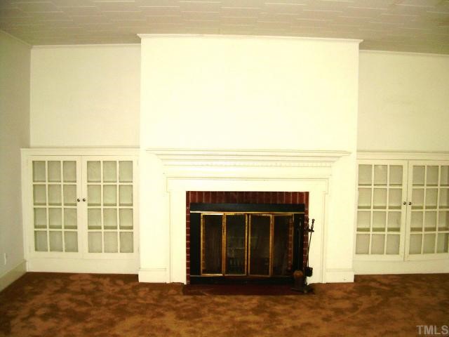 817 Lynn Road Durham, NC 27703 - Photo 3 of 6 Gallery Image 3