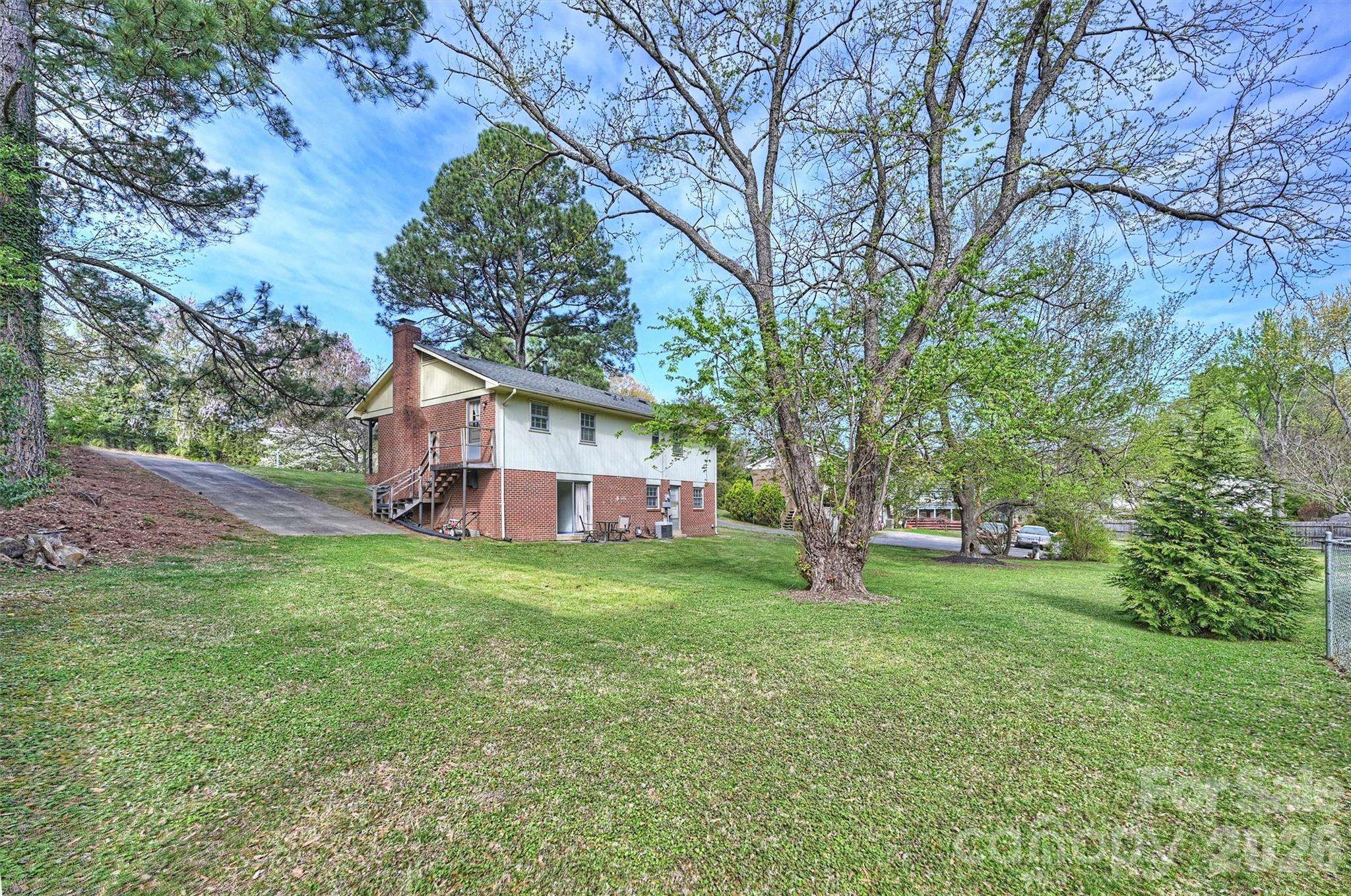 1518 Rama Road Charlotte, NC 28211 - Photo 33 of 48
