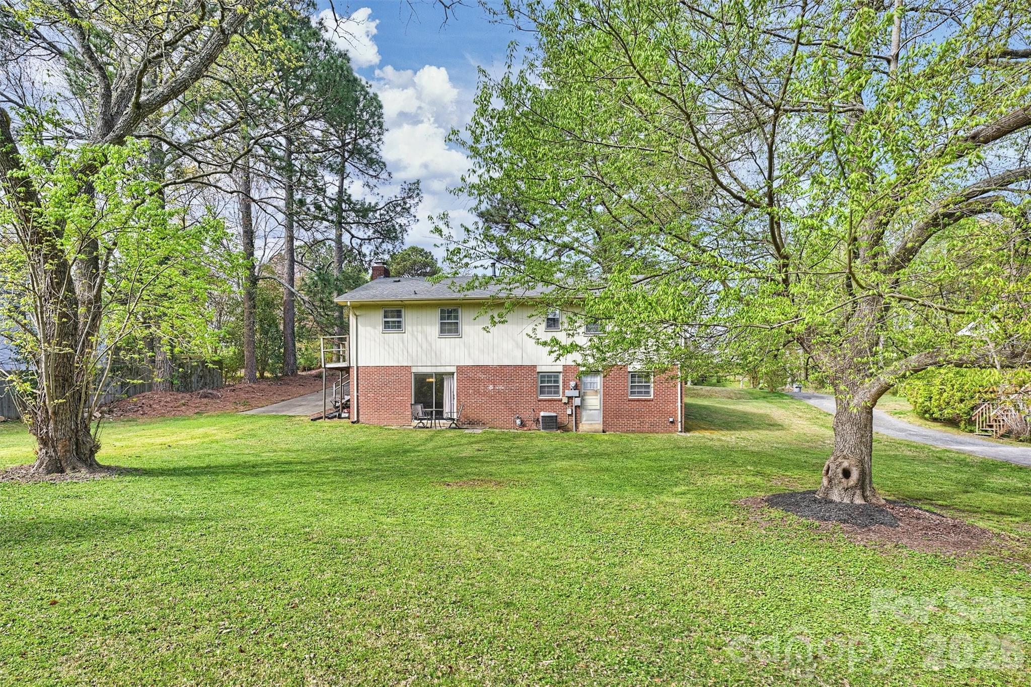 1518 Rama Road Charlotte, NC 28211 - Photo 35 of 48