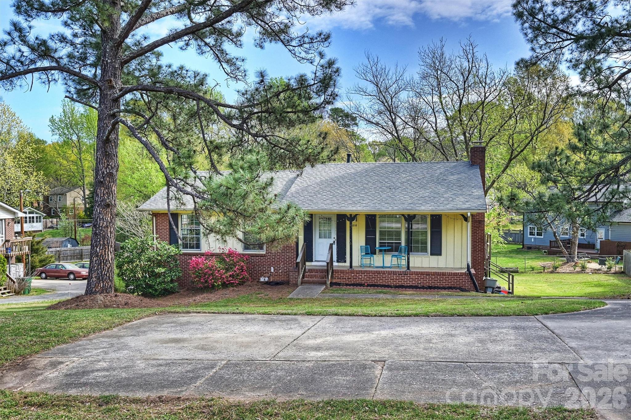 1518 Rama Road Charlotte, NC 28211 - Photo 4 of 48