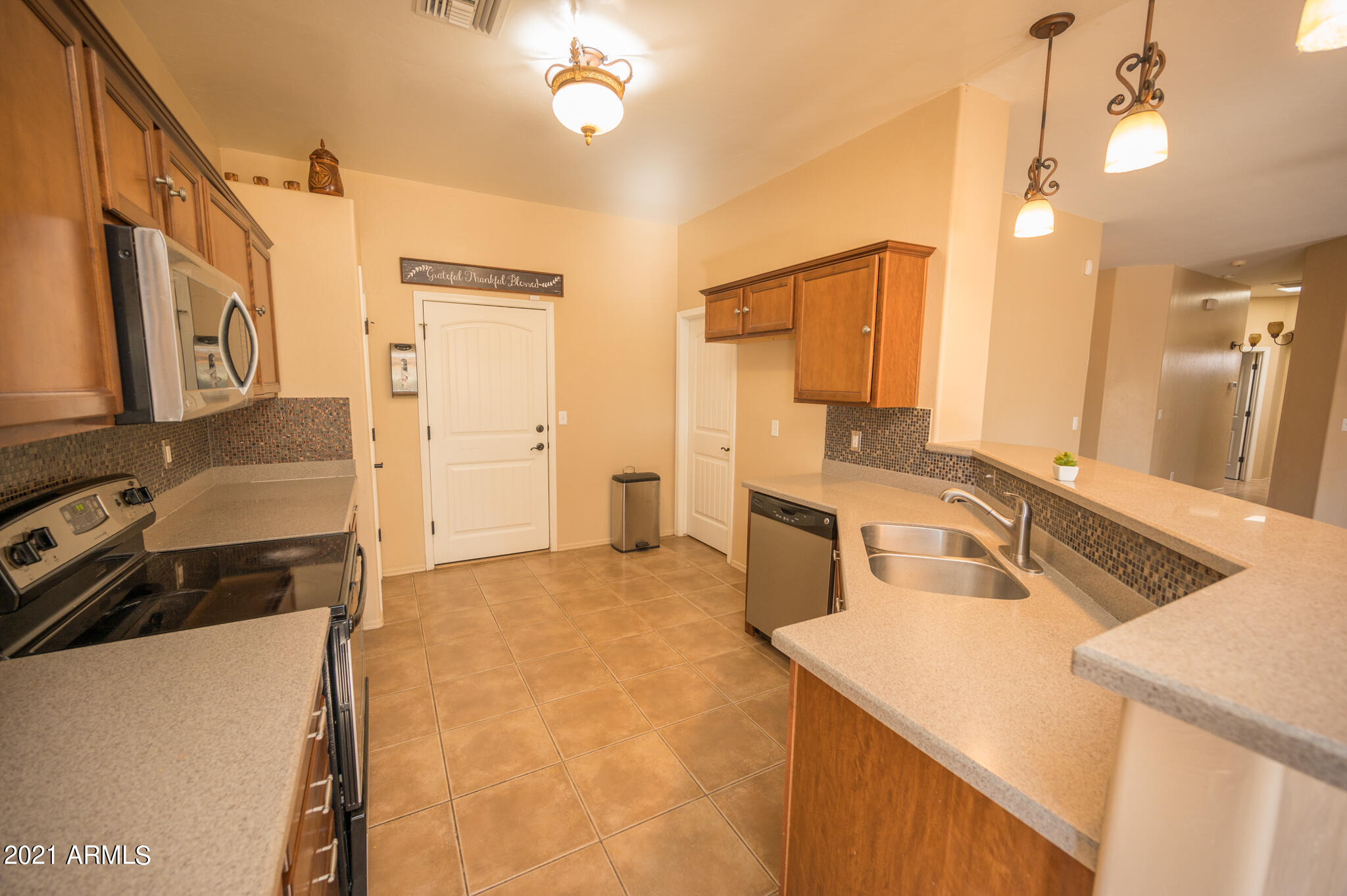 43 Circulo Verdugo Rio Rico, AZ 85648 - Photo 9 of 45 NZ6_6995