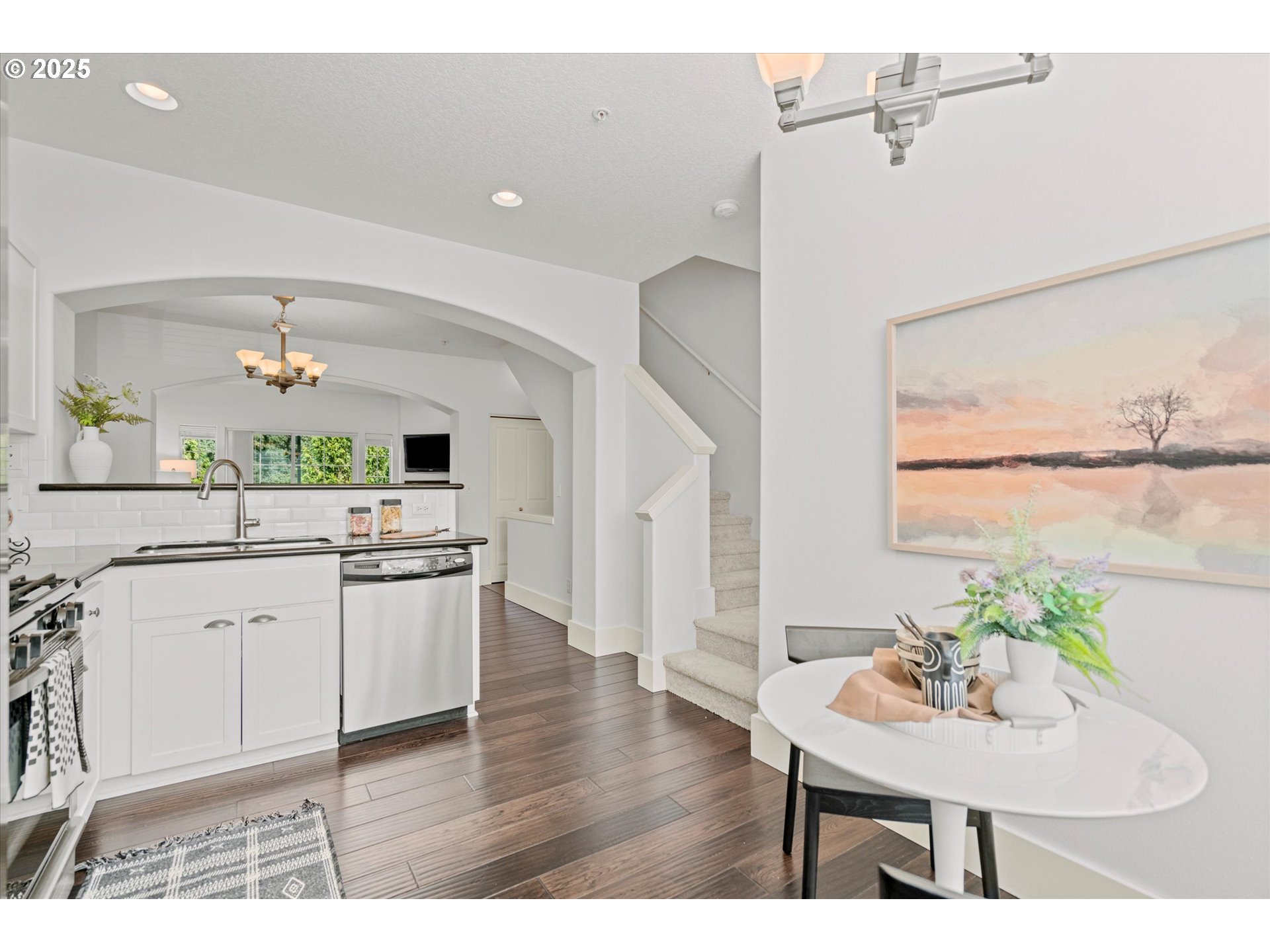 806 Northwest 118th Avenue, Unit 103 Portland, OR 97229 - Photo 16 of 46