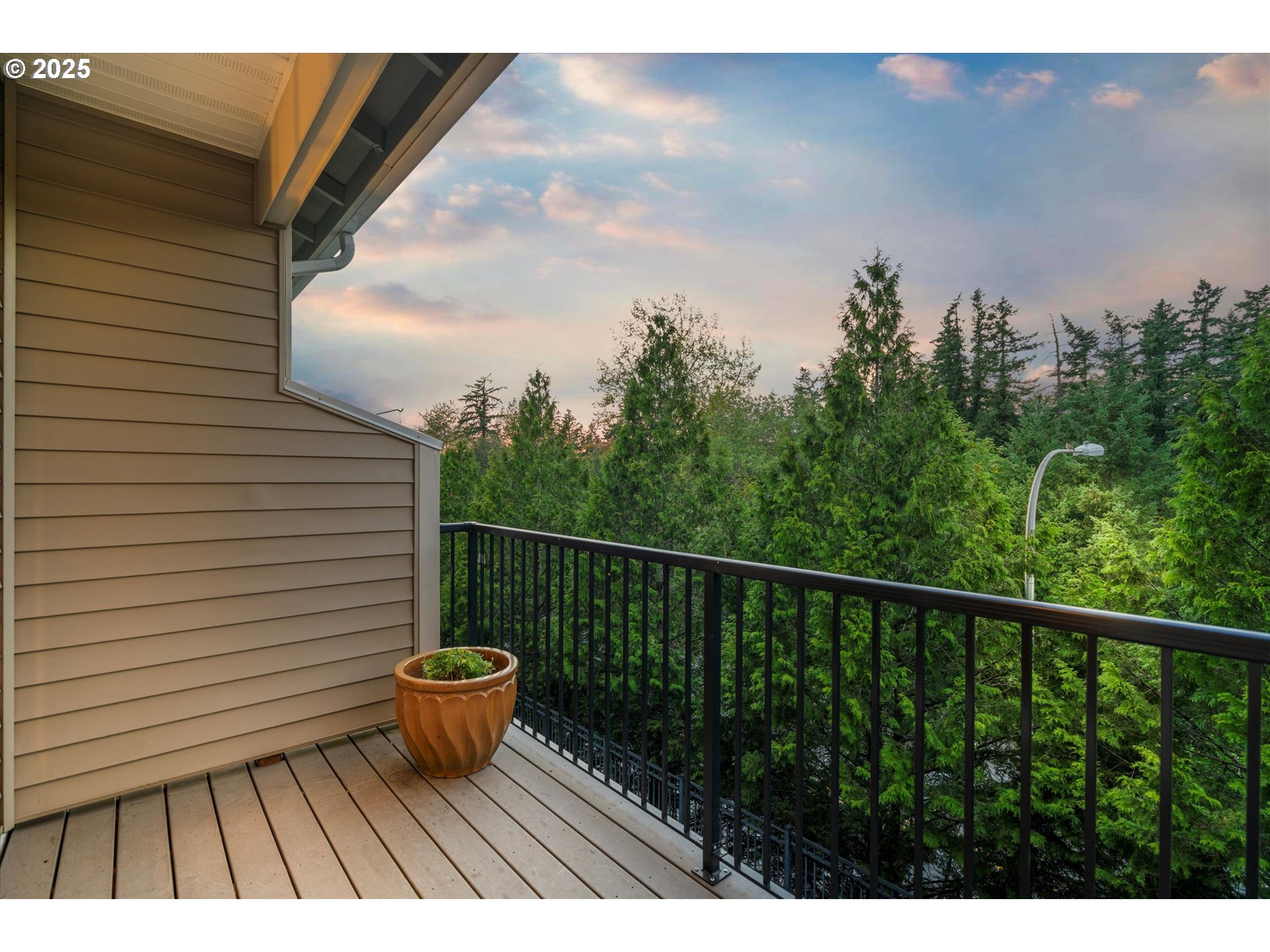 806 Northwest 118th Avenue, Unit 103 Portland, OR 97229 - Photo 30 of 46