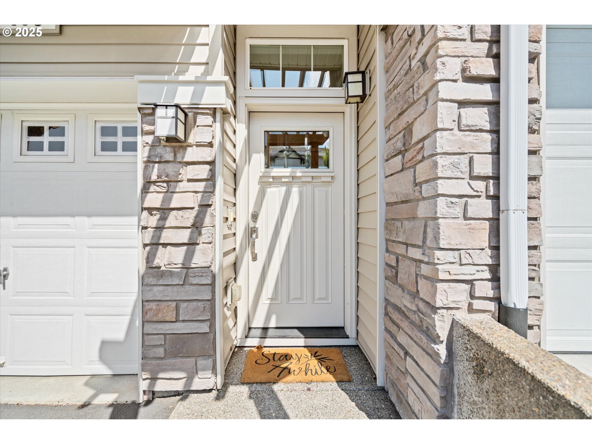 806 Northwest 118th Avenue, Unit 103 Portland, OR 97229 - Photo 3 of 46