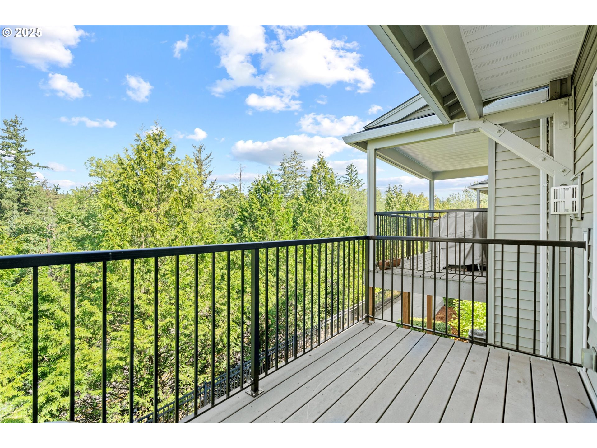 806 Northwest 118th Avenue, Unit 103 Portland, OR 97229 - Photo 32 of 46