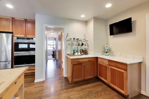 $499,000 | 3618 Church Street, Evanston, IL 60203