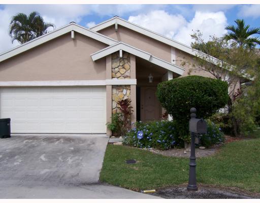 22354 Guadeloupe Street Boca Raton, FL 33433 - Photo 1 of 1 Primary Photo