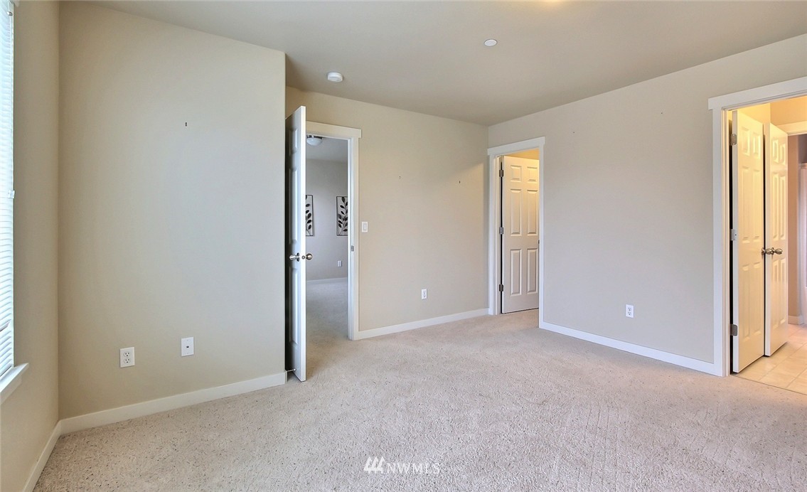 1306 Foreman Road DuPont, WA 98327 - Photo 13 of 15