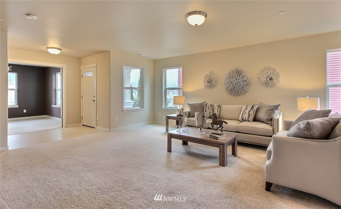 1306 Foreman Road DuPont, WA 98327 - Photo 6 of 15