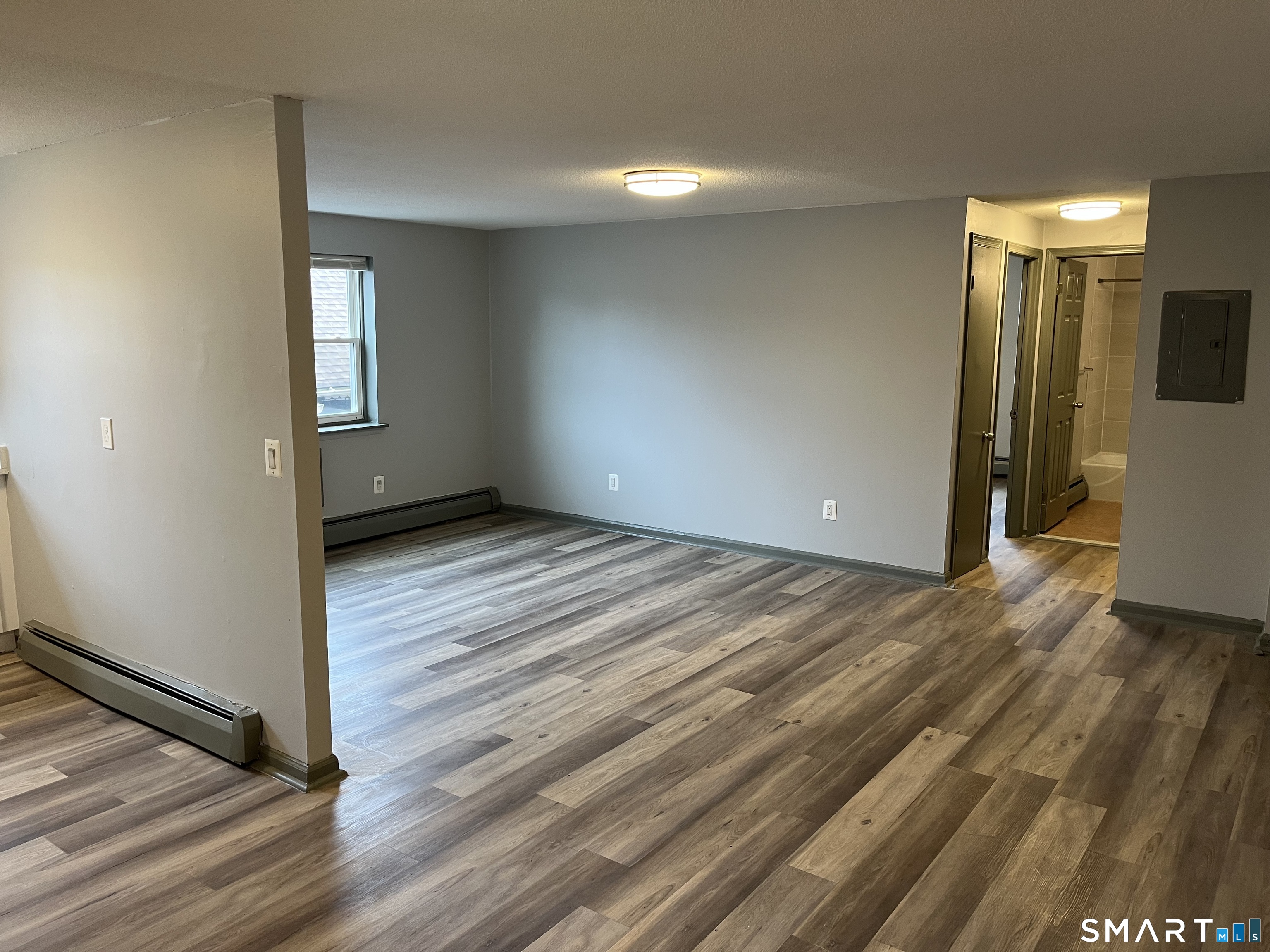 32 Cook Avenue, Unit D27 Meriden, CT 06451 - Photo 4 of 11