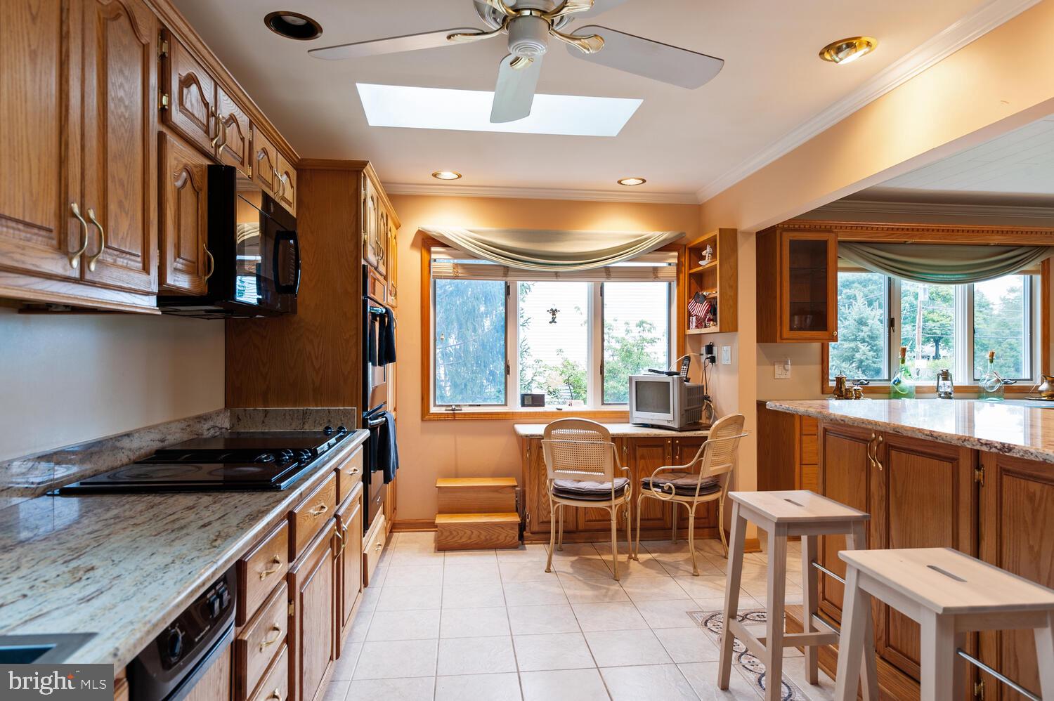 144 Oak Creek Road Hightstown, NJ 08520 - Photo 13 of 32 Kitchen