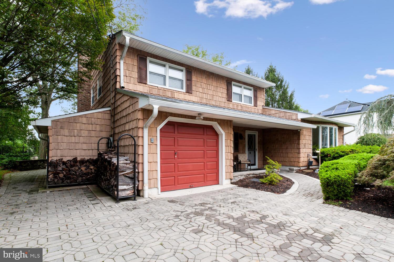 144 Oak Creek Road Hightstown, NJ 08520 - Photo 4 of 32 Gallery Image 4