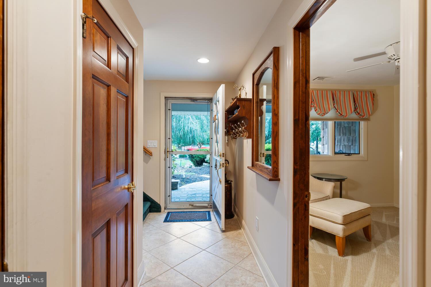 144 Oak Creek Road Hightstown, NJ 08520 - Photo 5 of 32 Foyer