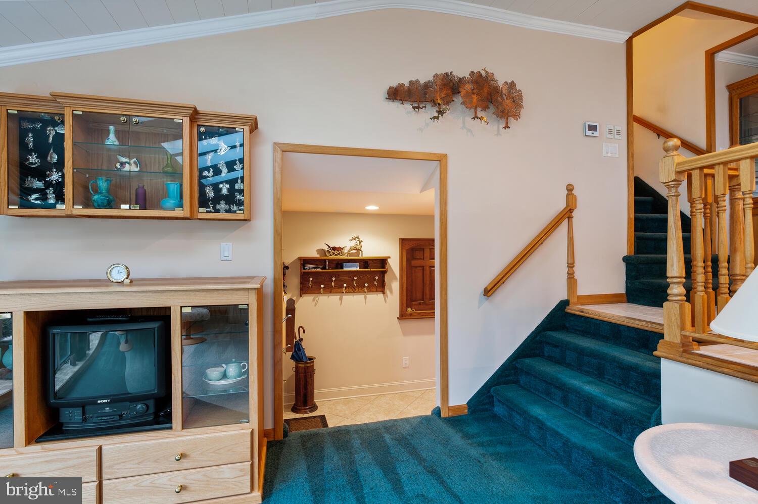 144 Oak Creek Road Hightstown, NJ 08520 - Photo 8 of 32 Formal living room