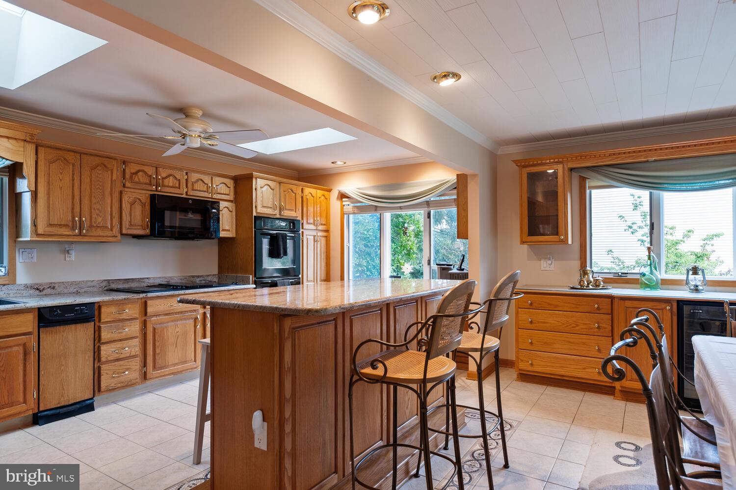 144 Oak Creek Road Hightstown, NJ 08520 - Photo 9 of 32 Kitchen