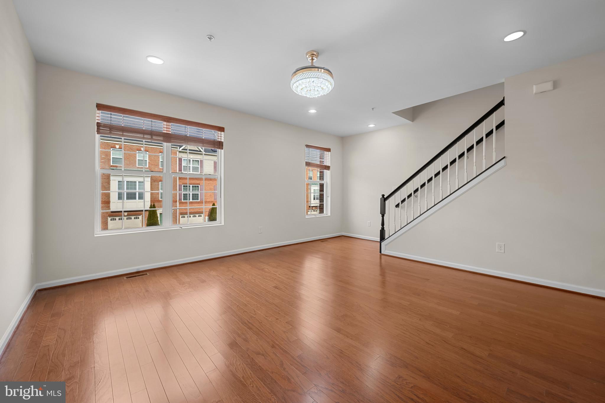 7997 Alchemy Way Elkridge, MD 21075 - Photo 12 of 43 Living Room