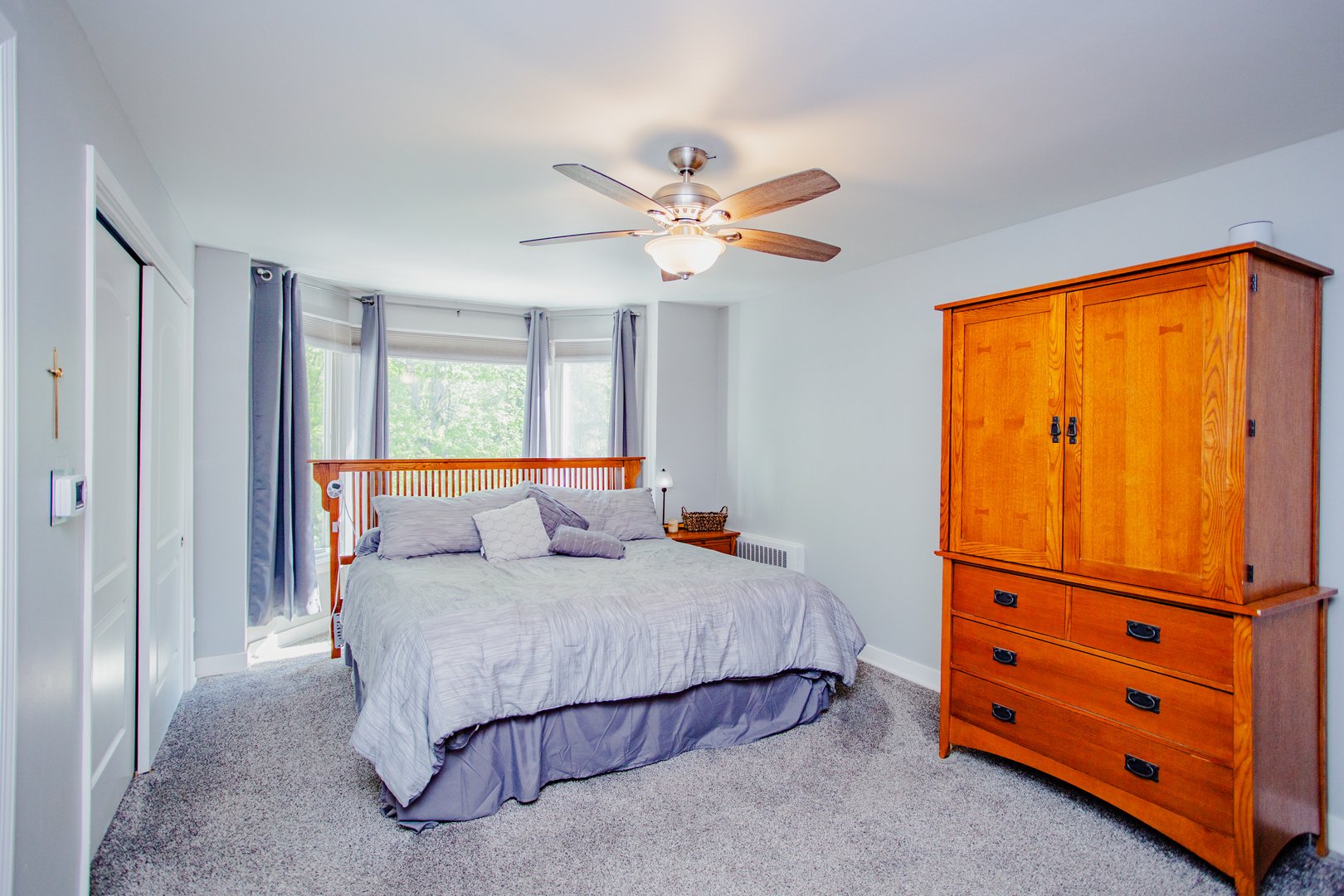 2400 Windsor Mall, Unit 2M Park Ridge, IL 60068 - Photo 13 of 22 Gallery Image 13