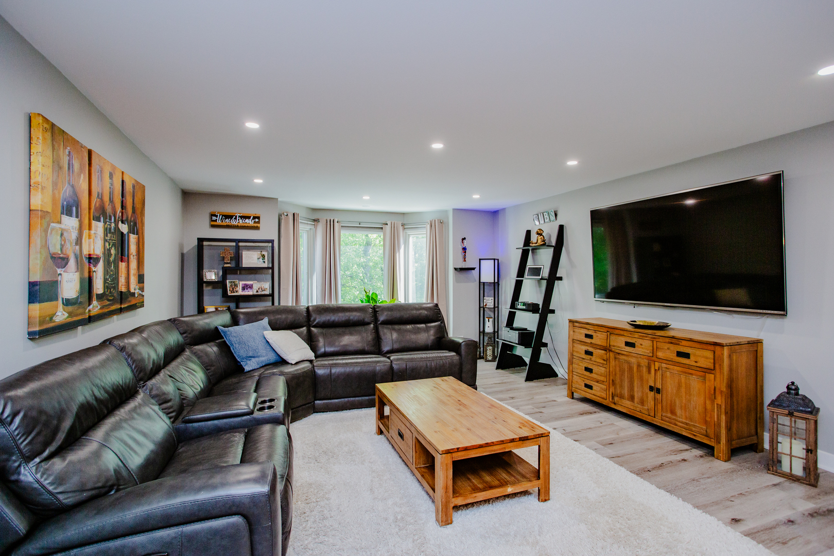 2400 Windsor Mall, Unit 2M Park Ridge, IL 60068 - Photo 4 of 22 Gallery Image 4