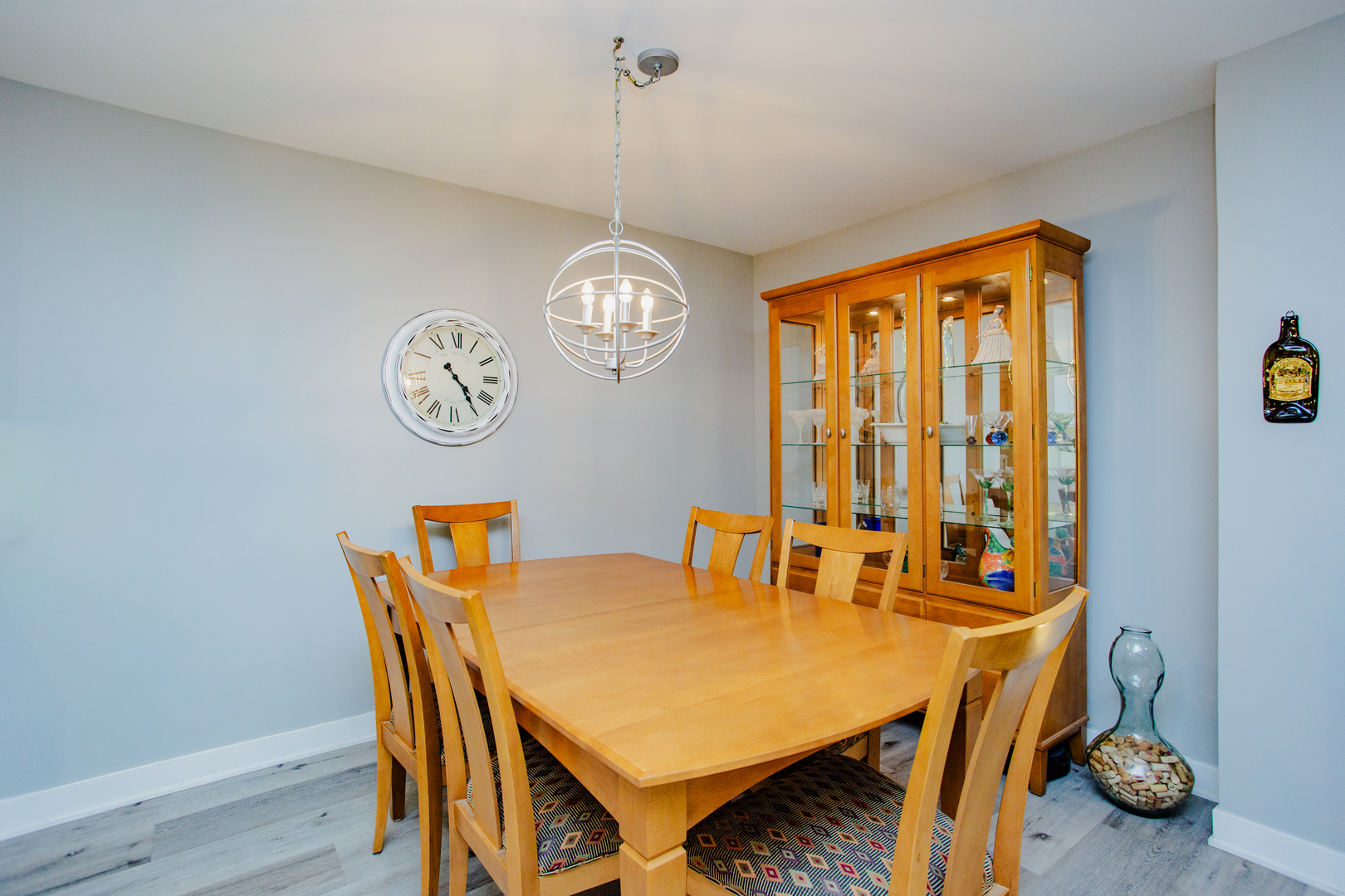 2400 Windsor Mall, Unit 2M Park Ridge, IL 60068 - Photo 6 of 22 Gallery Image 6