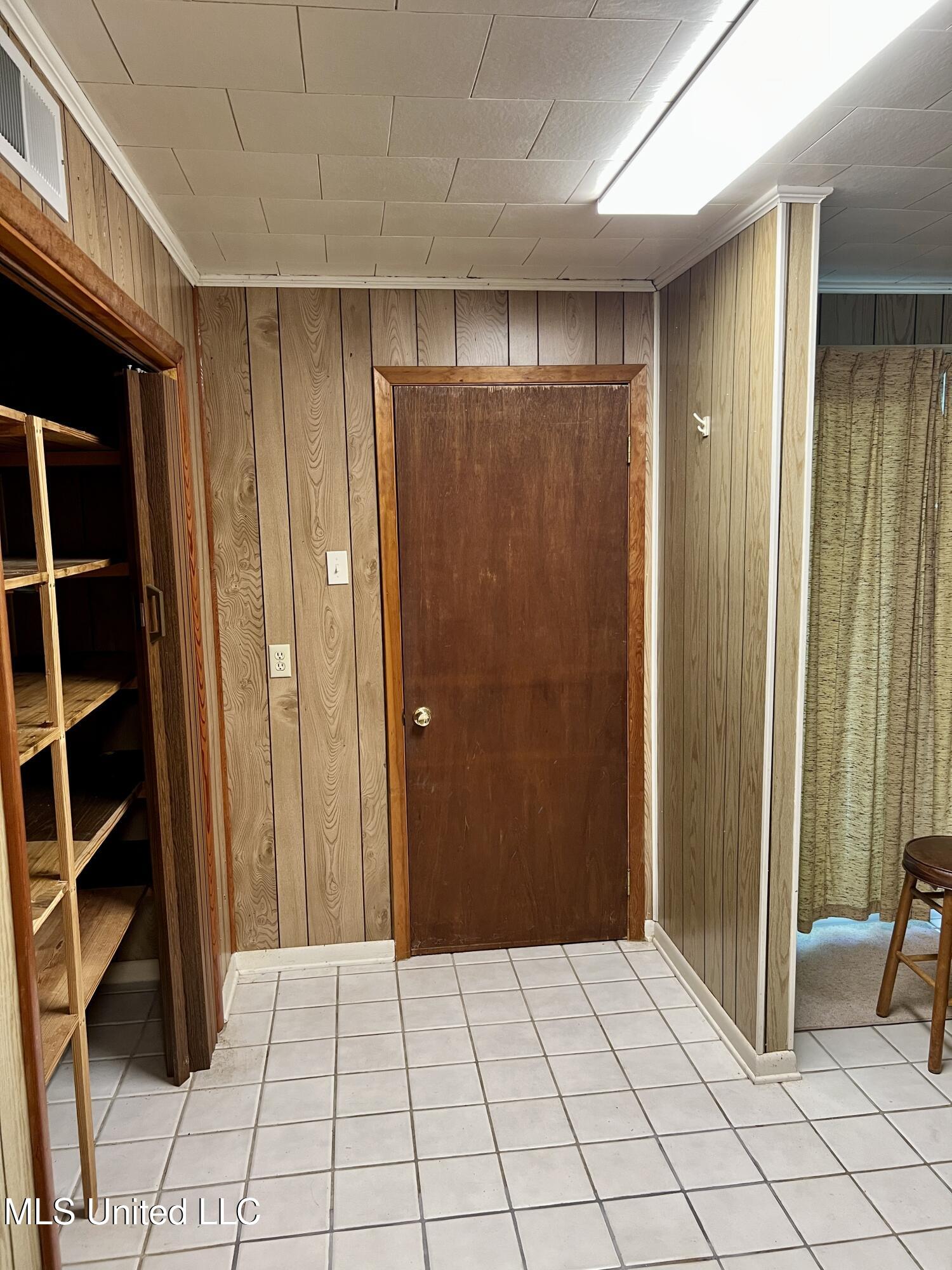 186 Summer Place Biloxi, MS 39530 - Photo 14 of 39 IMG_5383