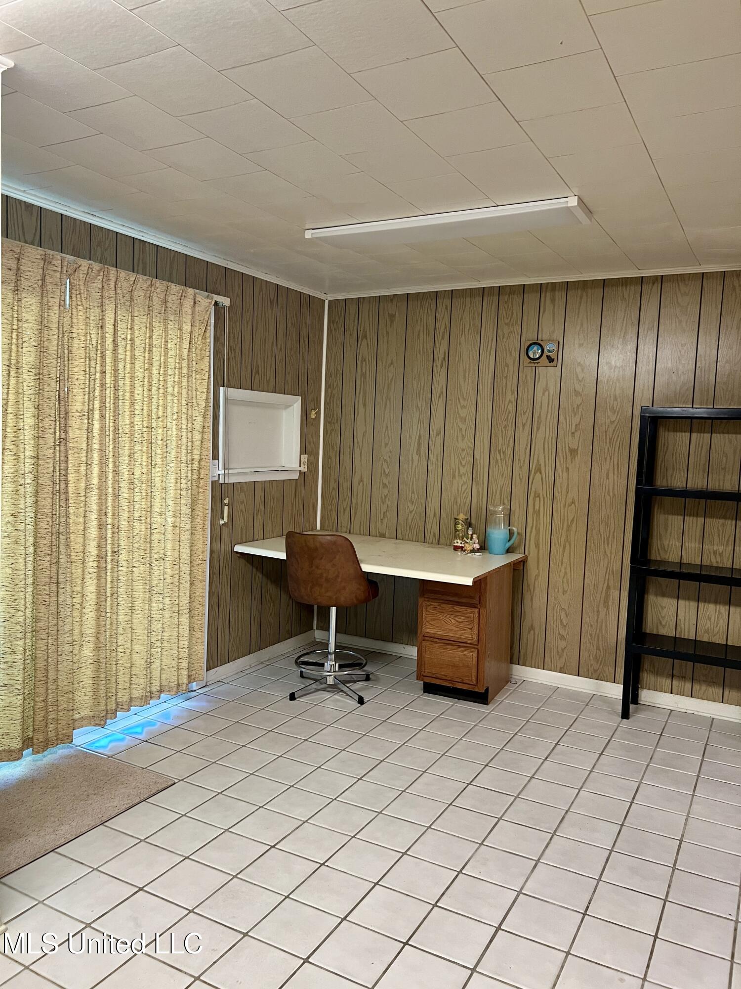 186 Summer Place Biloxi, MS 39530 - Photo 15 of 39 IMG_5385