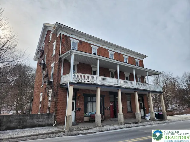 $675,000 | 361 Main Street, Slatington, PA 18080