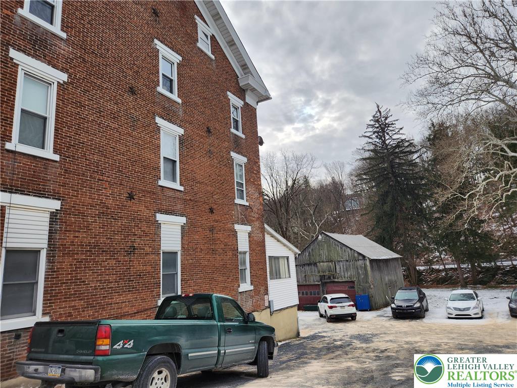 361 Main Street Slatington, PA 18080 - Photo 2 of 41