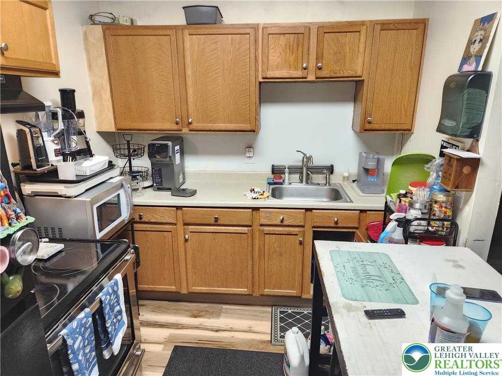 361 Main Street Slatington, PA 18080 - Photo 5 of 41