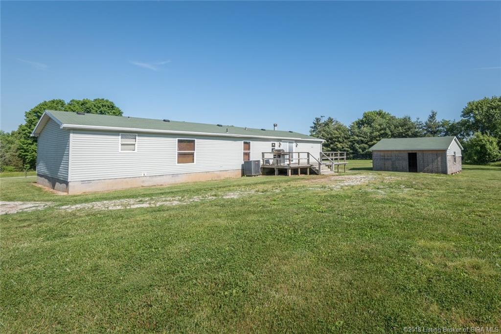 22643 Conway Road Borden, IN 47106 - Photo 5 of 41 Gallery Image 5
