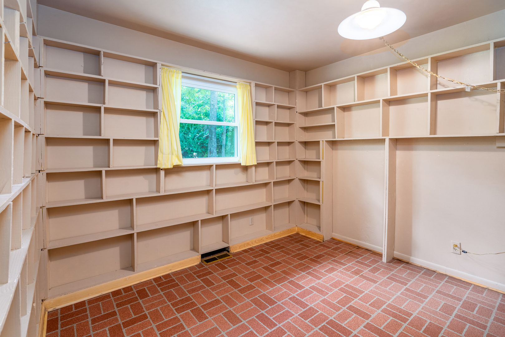 222 Bay Road Carbondale, IL 62903 - Photo 32 of 46 Gallery Image 32