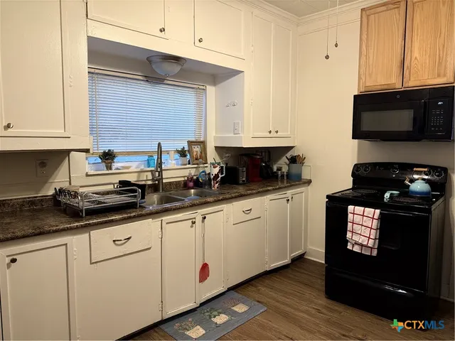 $144,900 | 311 West Clayton Street, Cuero, TX 77954