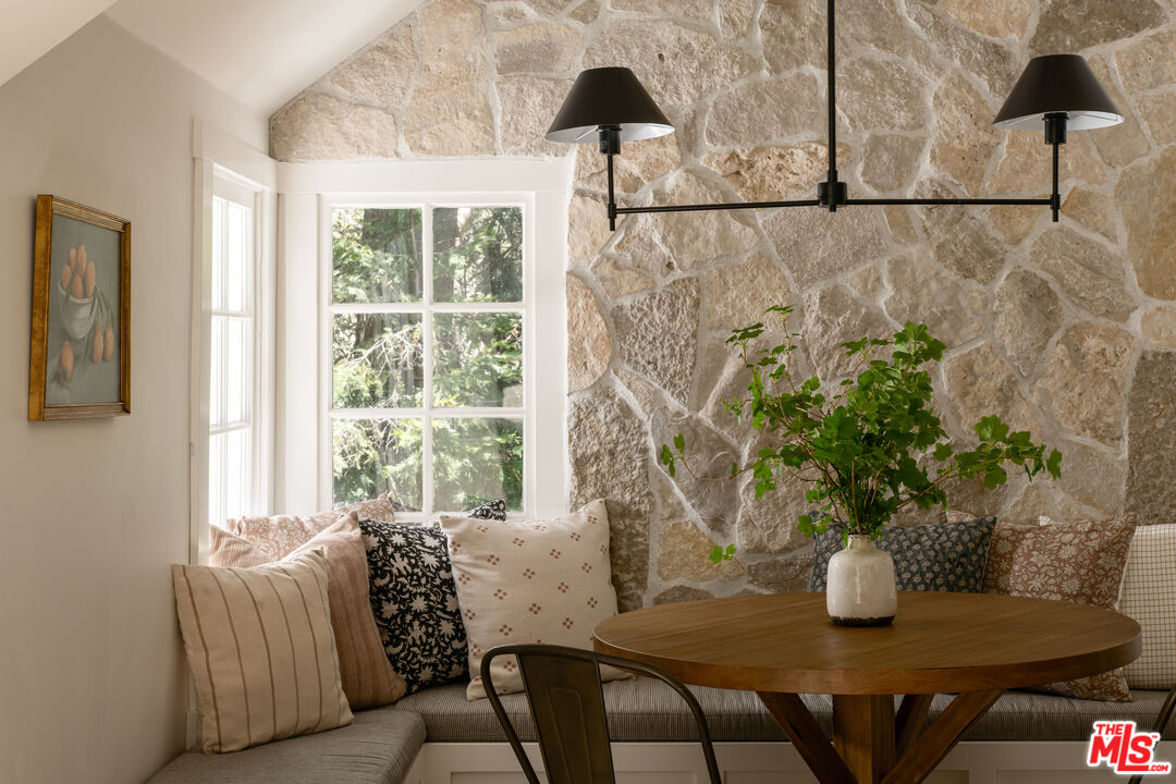 920 Oak Road Skyforest, CA 92385 - Photo 9 of 30