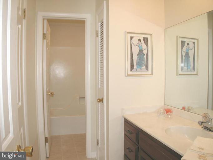 15101 Comus Road Clarksburg, MD 20871 - Photo 14 of 30 Bath #3