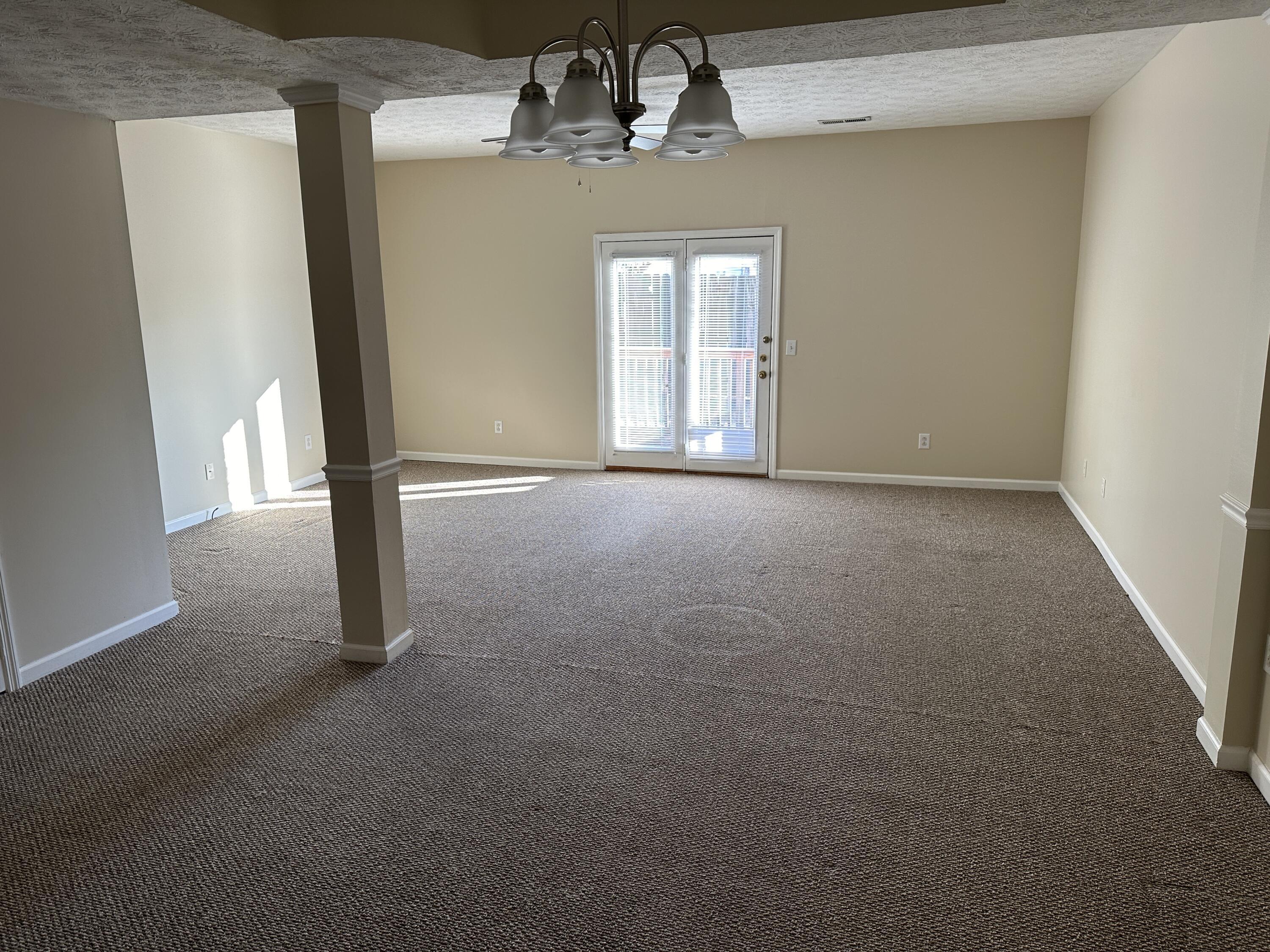 2007 River Ridge Road, Unit 1 Frankfort, KY 40601 - Photo 8 of 49 IMG_4462