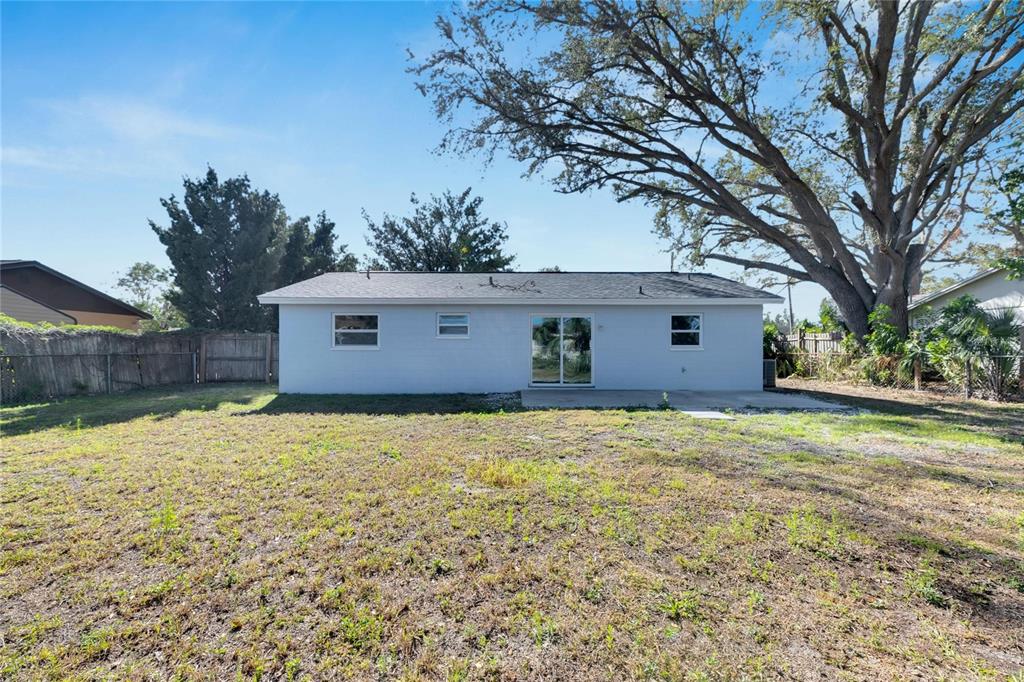 527 Fox Run Trail Apollo Beach, FL 33572 - Photo 39 of 53