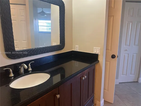 $2,850 | 10401 West Broward Boulevard, Unit 301, Plantation, FL 33324