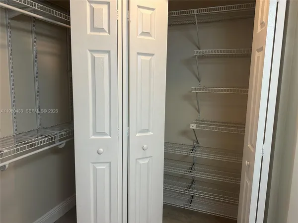 $2,850 | 10401 West Broward Boulevard, Unit 301, Plantation, FL 33324