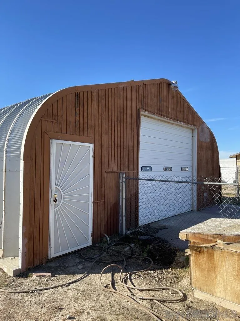 34792 Cedar Road Barstow, CA 92311 - Photo 21 of 26 Gallery Image 21