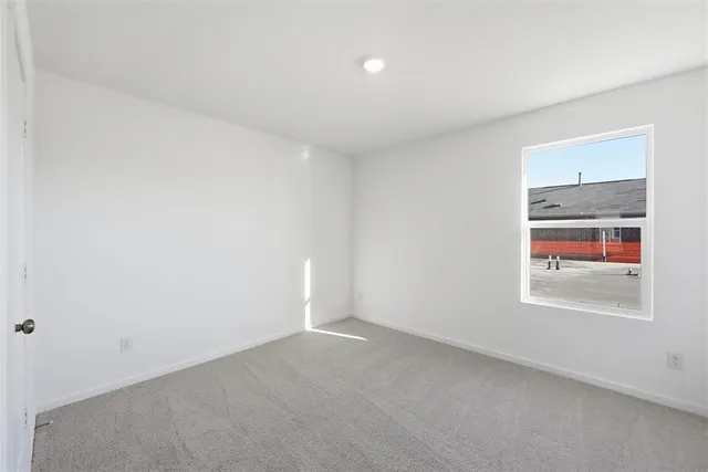 $1,775 | 2040 Shady Oaks Drive, Ennis, TX 75119