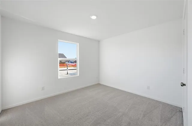 $1,775 | 2040 Shady Oaks Drive, Ennis, TX 75119