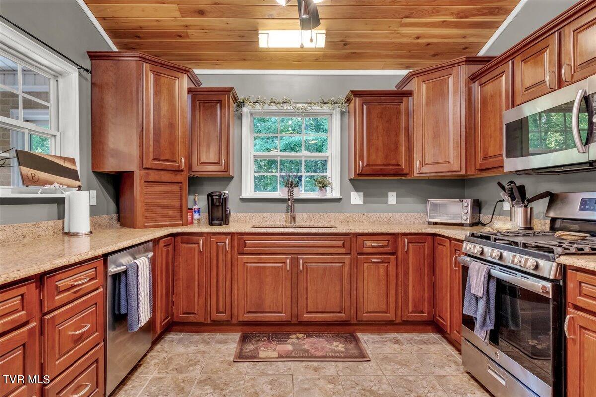 124 Oliver Edwards Road Jonesborough, TN 37659 - Photo 10 of 68 87-WBP-Oliver-Edwards-87